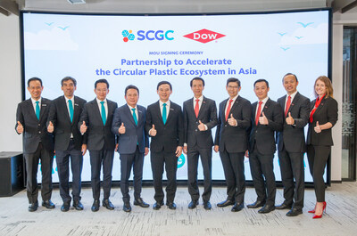 Senior Leaders witness signing of a first-of-its kind circularity partnership in the Asia Pacific region to create an effective platform for plastic recycling. Senior Leaders witness signing of a first-of-its kind circularity partnership in the Asia Pacific region to create an effective platform for plastic recycling.